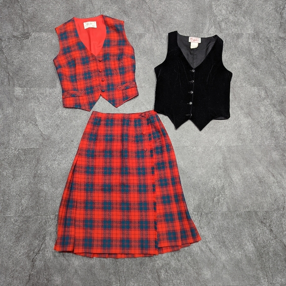 Vintage Wool tartan plaid 3 piece pleated skirt button up vest set